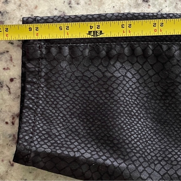 Mavi Jeans Size 30 High Waist Super Skinny Black Snake Print Tess Coated EUC - Picture 11 of 11